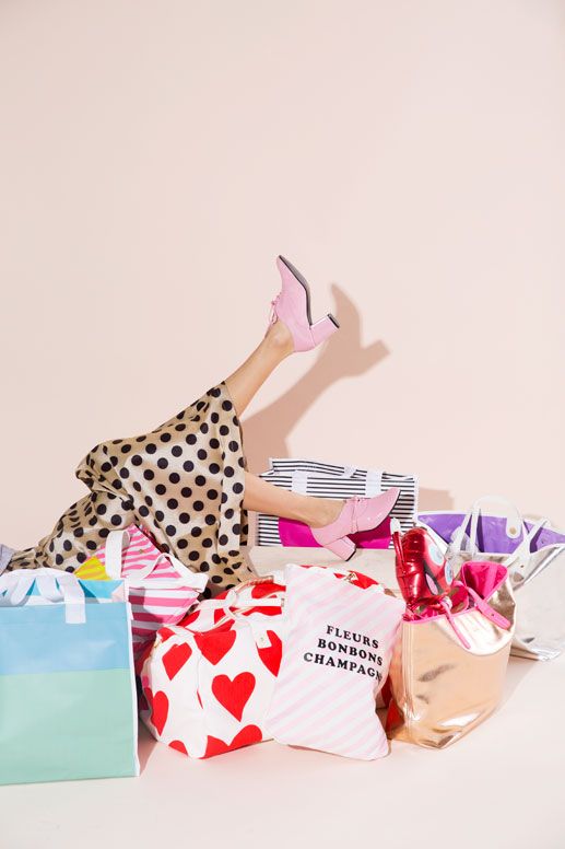 12 Simple Tweaks To Avoid Accumulating Clutter From Shopping