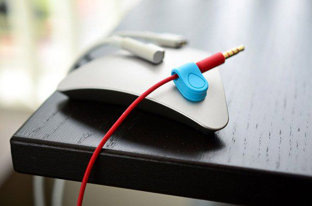 Product Review: MOS Cable Organizer // Live Simply by Annie 