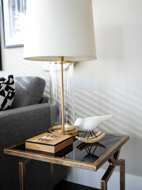 Love this gold side table and lamp! 