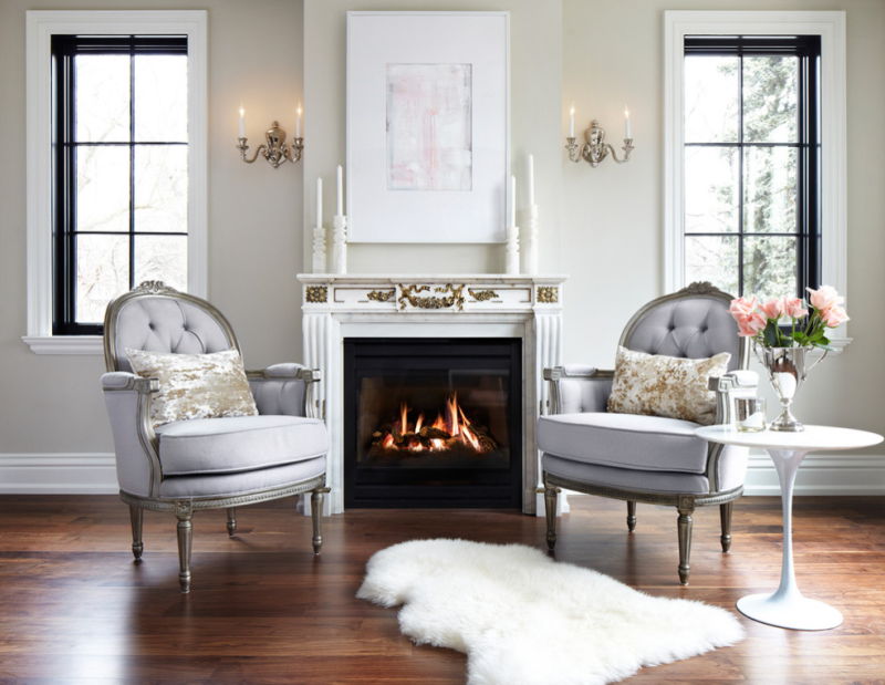 Gorgeous and glam living room 