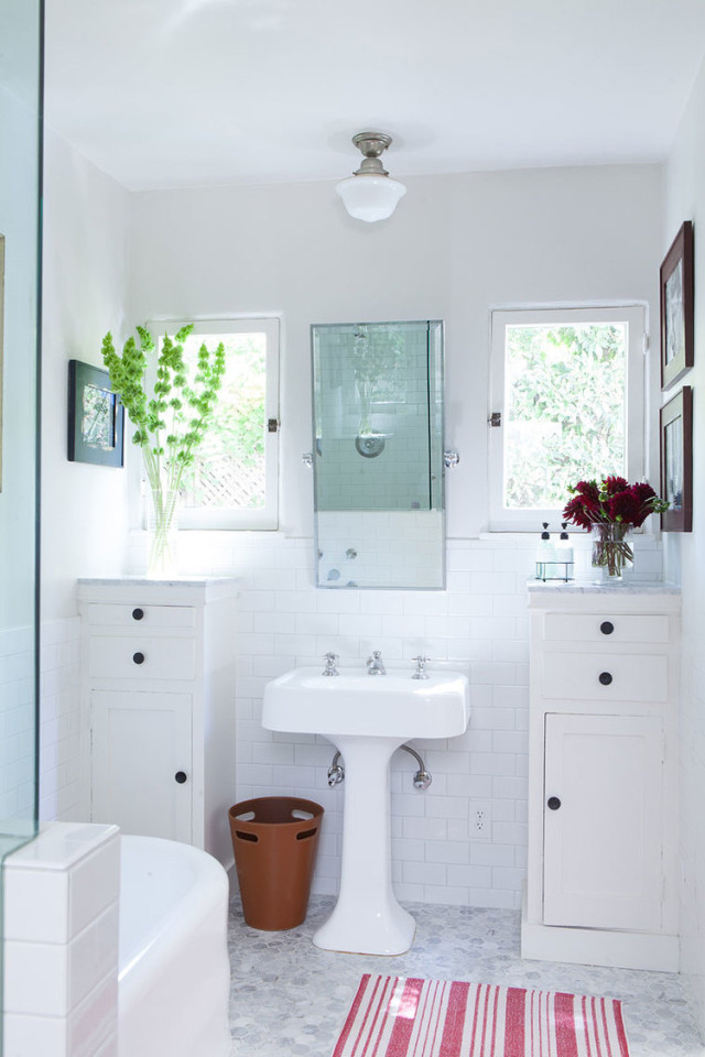 Divine white bathroom with lots of natural light. 