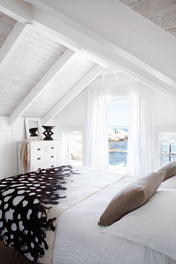 a Cape Town beach house that puts all other beach houses to shame. 