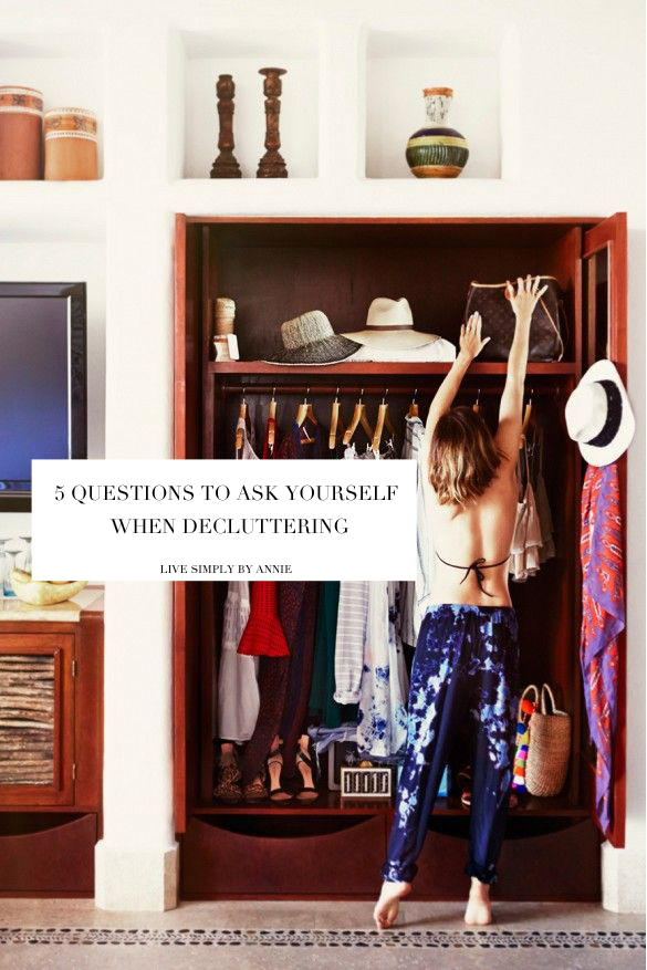 From the top 5 decluttering posts of 2014! #2 is a must read for anyone trying to get organized: the 5 most helpful questions to ask yourself when decluttering. Pin now + pass it on. 
