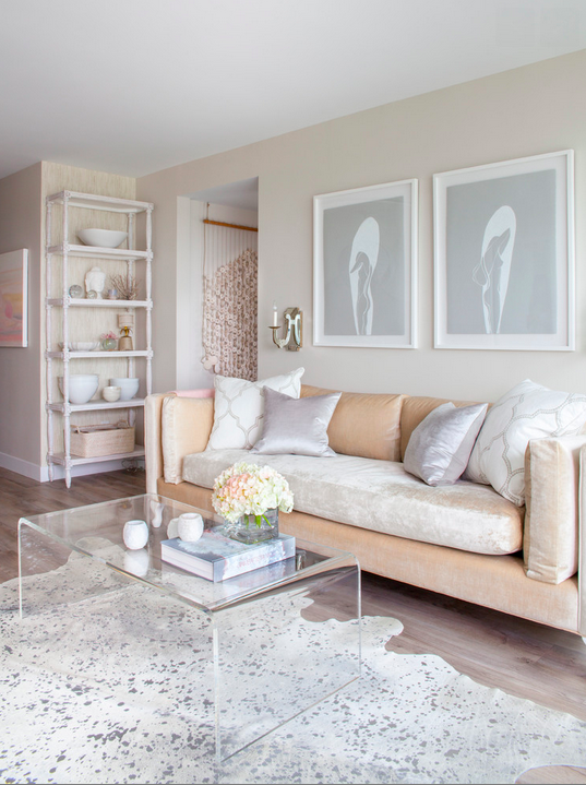 Gorgeous, neutral living room from Peridot Decorative Homewear.
