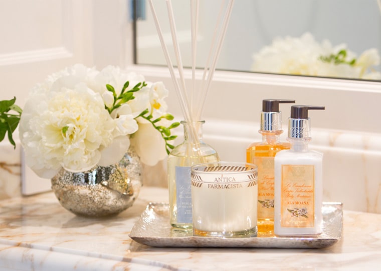 Win a home diffuser and body moisturizer from luxury home and body co. Antica Farmacista! 