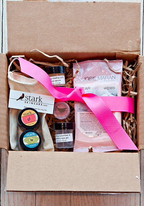 How To Live Simply with subscription boxes.